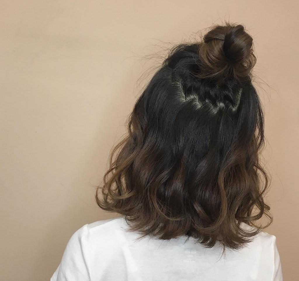 台中女生中長髮燙捲丸子頭沙龍推薦