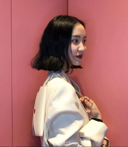 女生齊長髮型、鎖骨髮、撩耳齊短髮、女生中長髮、下巴短髮