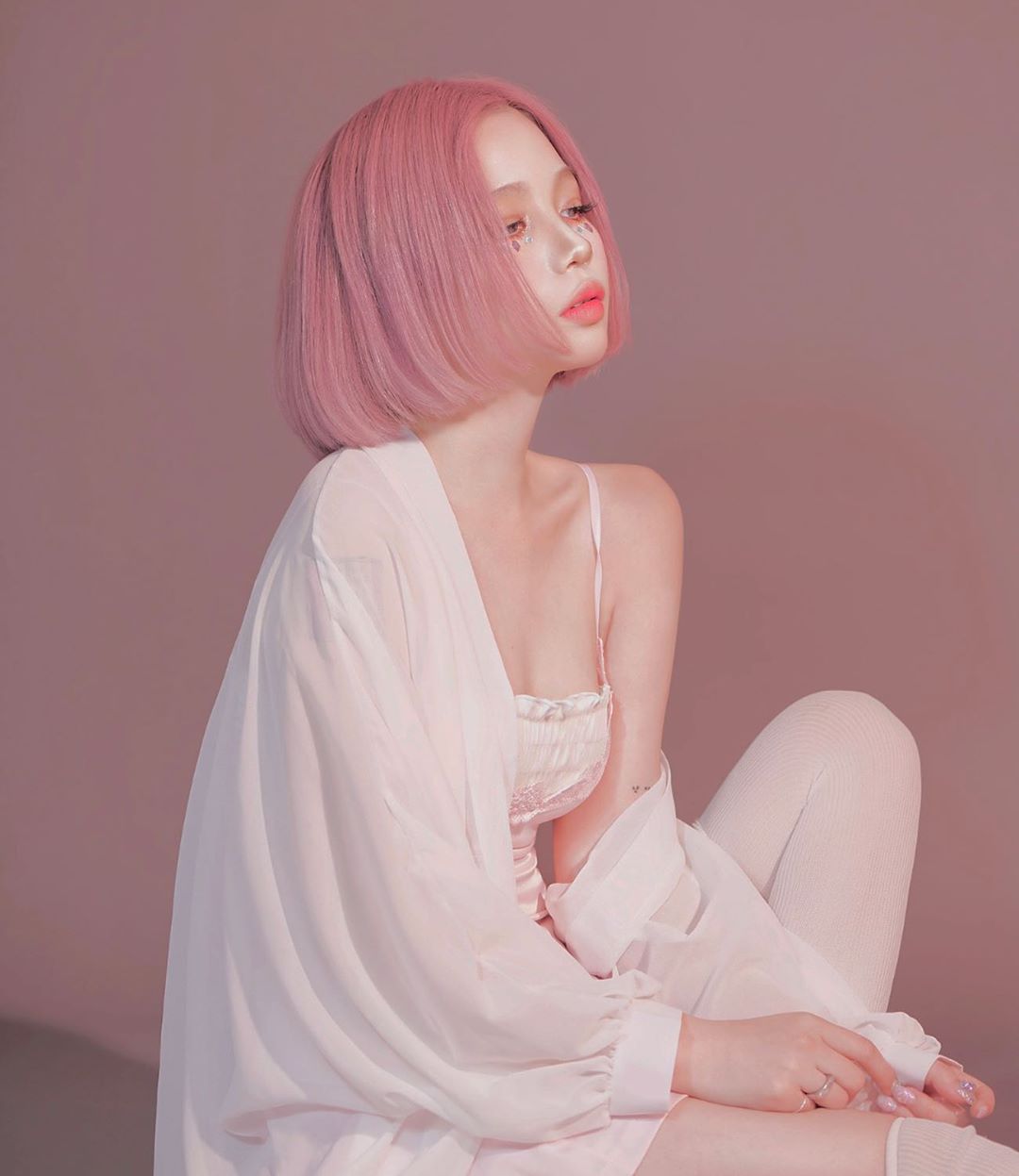 下巴短髮 &times; 輕盈粉色