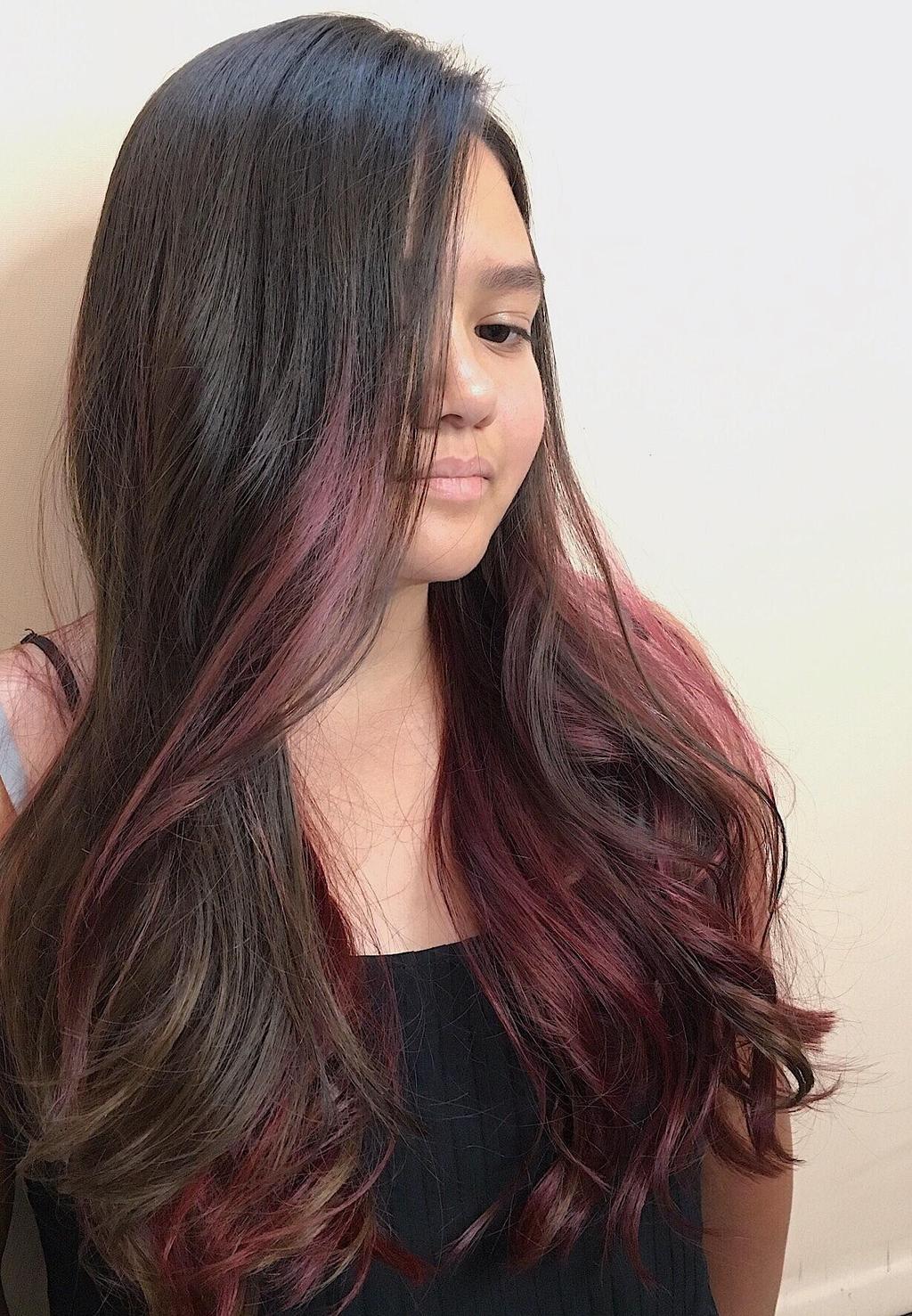 台中女生長髮粉紅挑染沙龍推薦