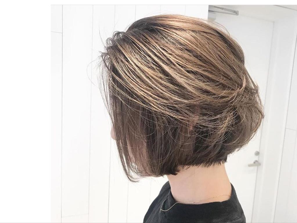 耳下短髮