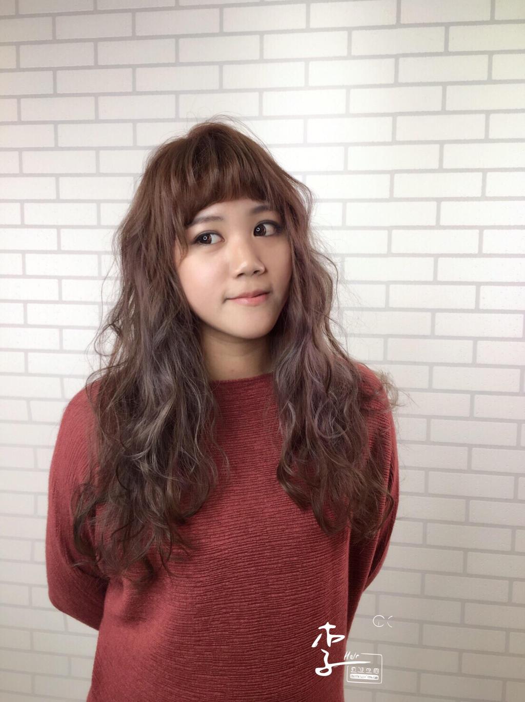 台中市李.Hair髮型空間設計師李歐的玫瑰咖啡染髮作品