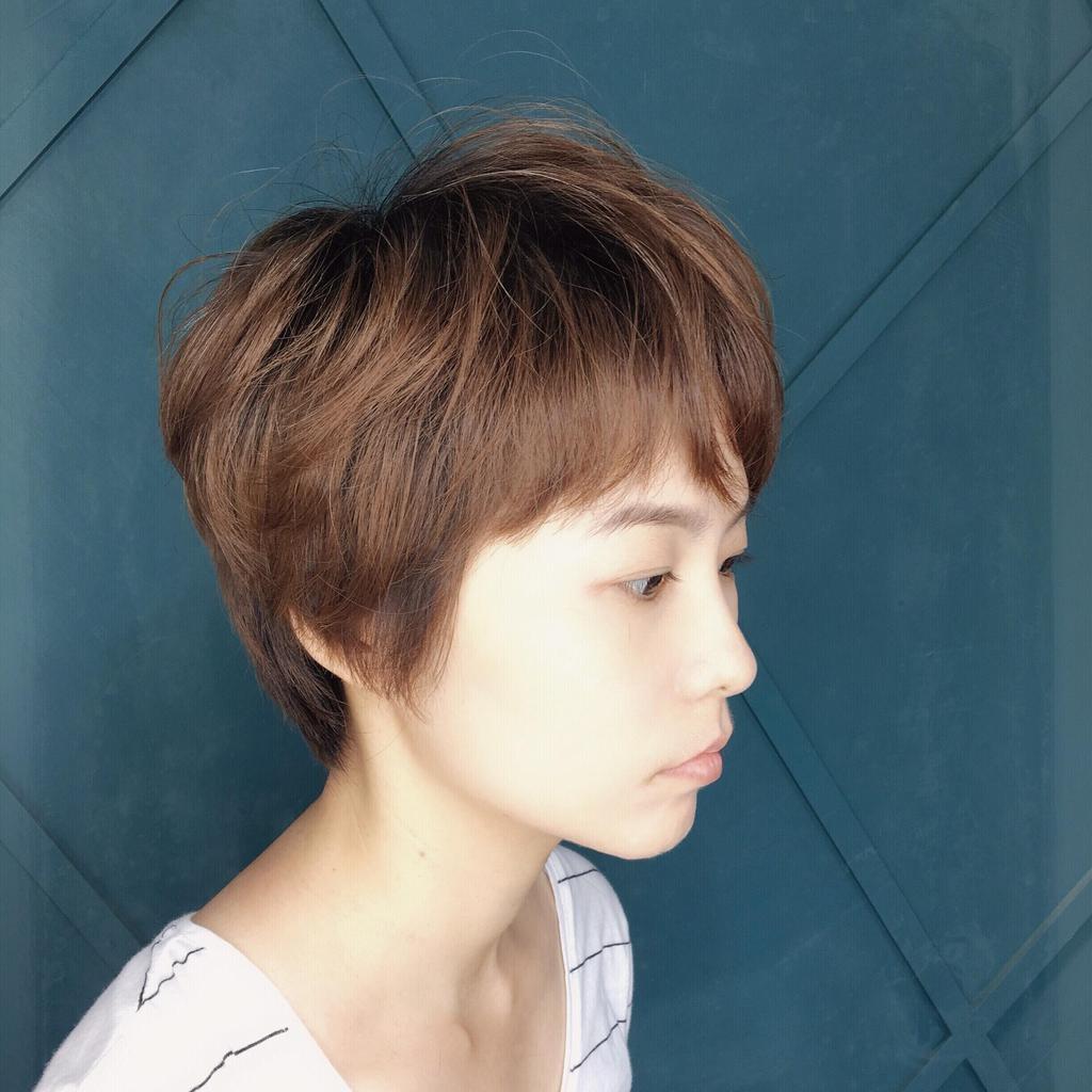 女生短髮
