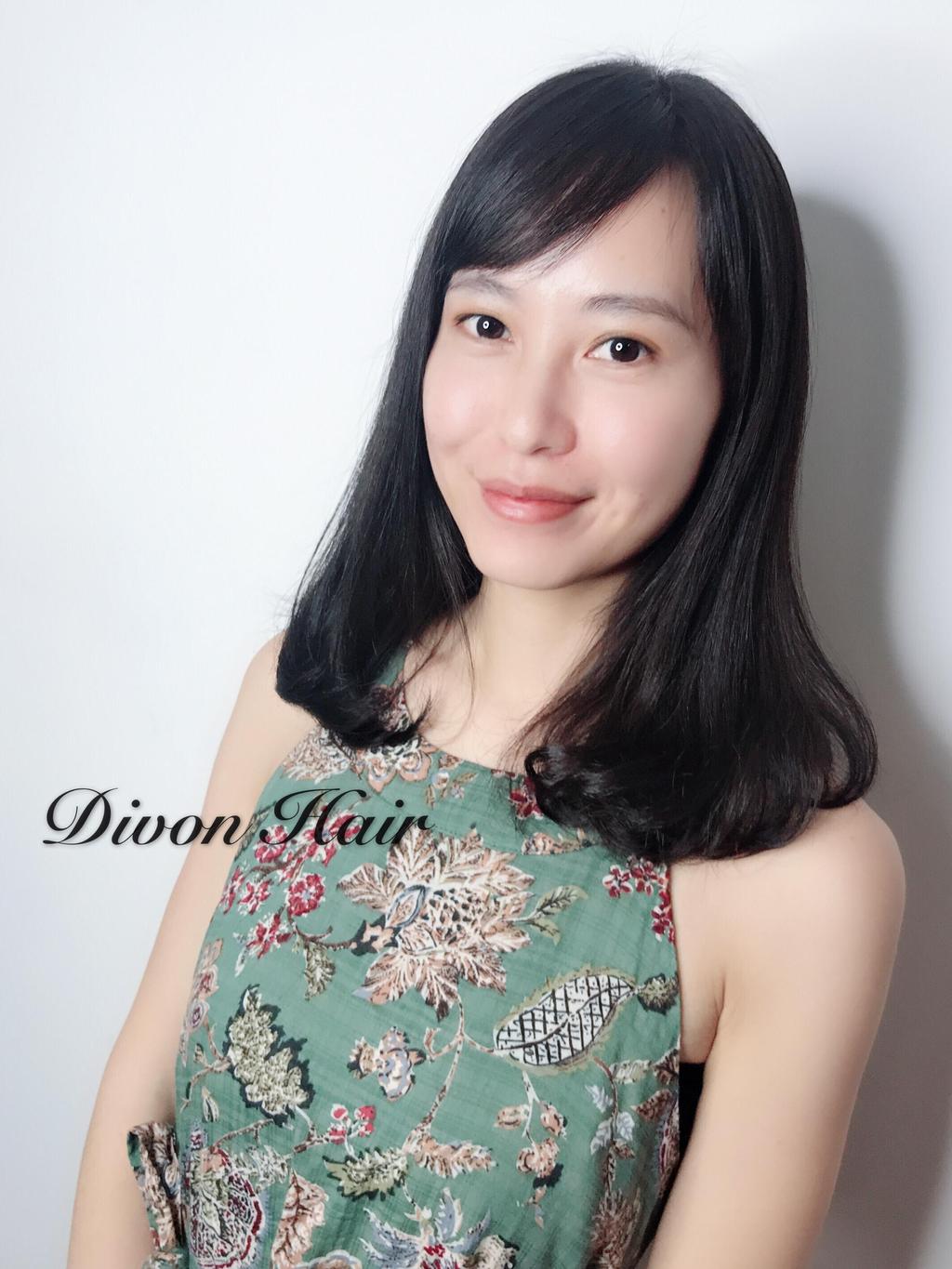 台北市A'mour 252 5店設計師Divon Lin的長卷髮作品