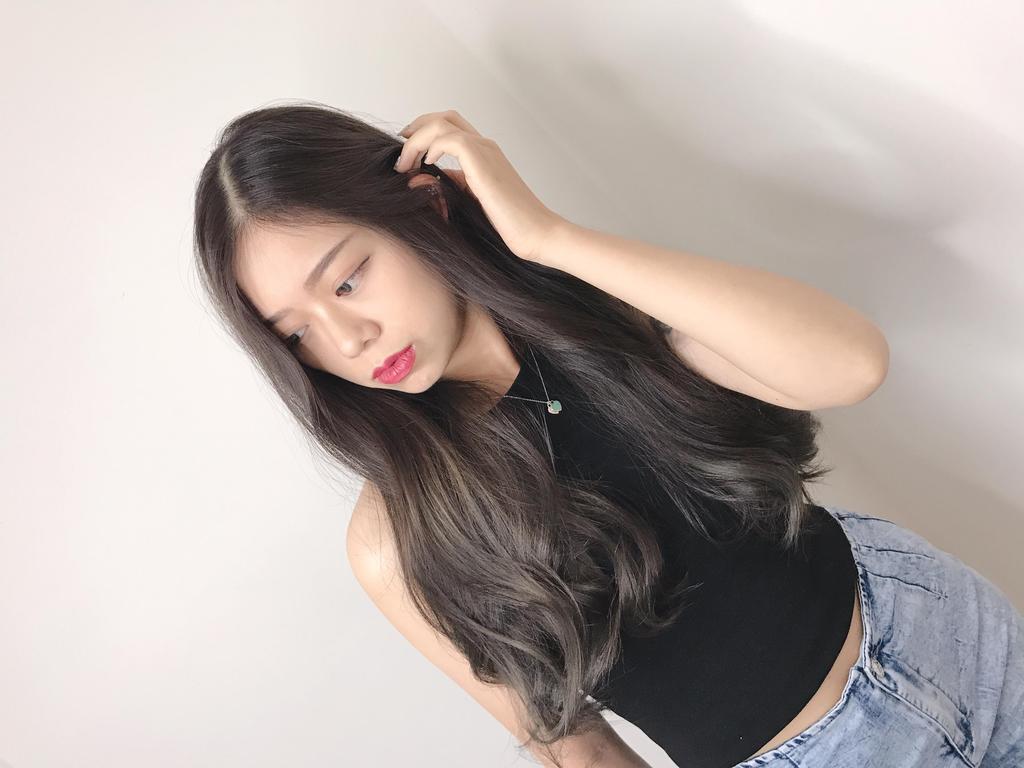 台北市Top 2 hair design設計師Shawn的長卷髮作品