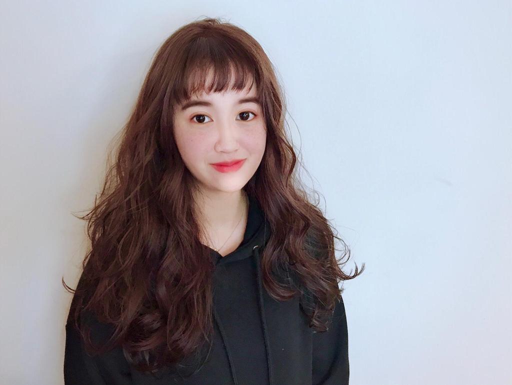 台北市Red Circle HAIR SALON & BAR設計師Leslie的染燙作品