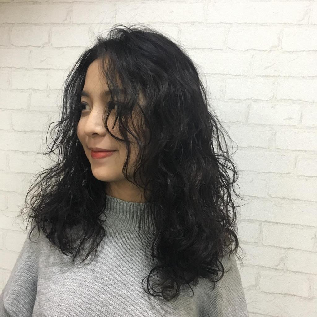 新北市209 HAIR STYLIST設計師Kenny肯尼的復古文青卷髮作品