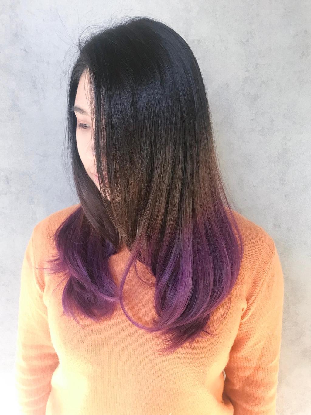 女生長髮內彎灰紫漸層特殊髮色