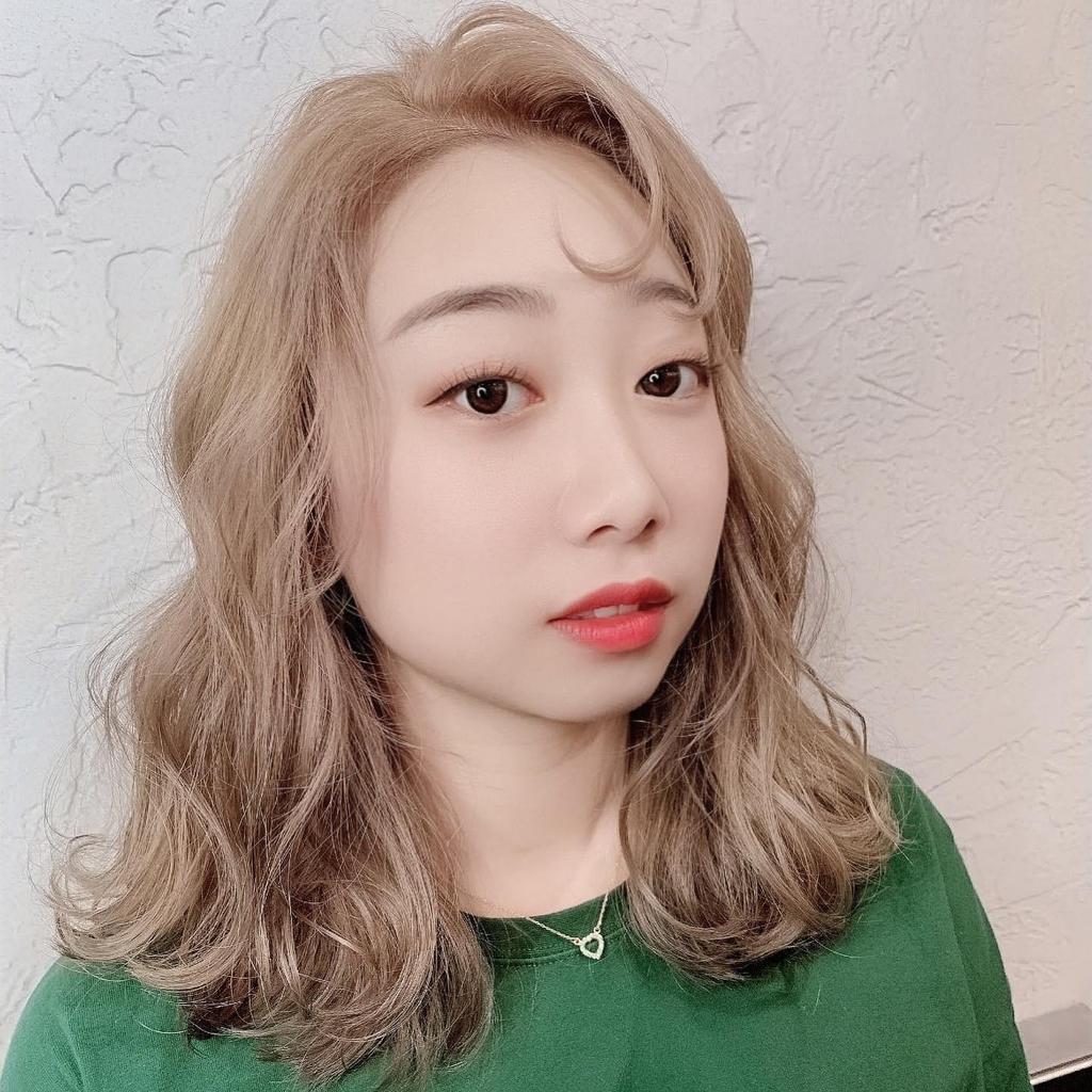 潮流派韓妞髮型木馬卷 &times; 檸檬白金色