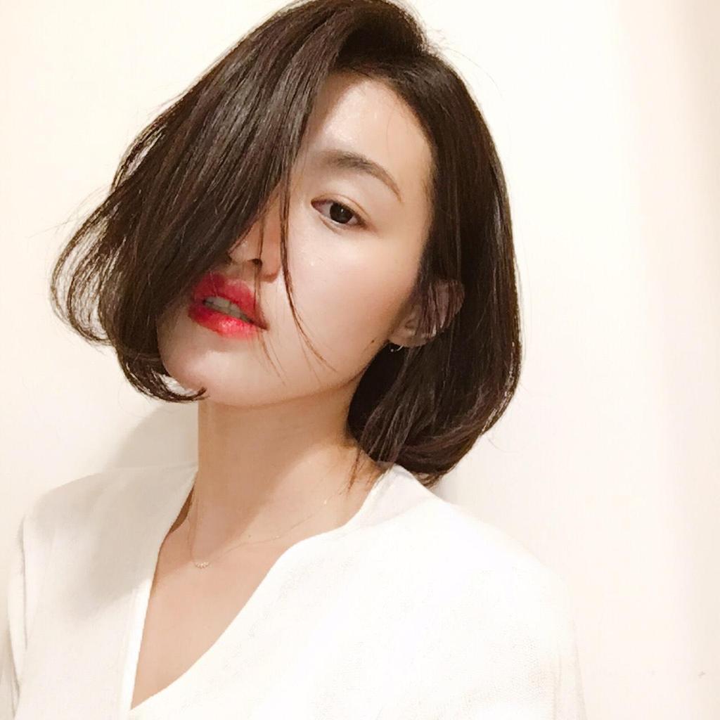 女生短髮鮑伯頭大旁分黑茶髮色巧克力髮色