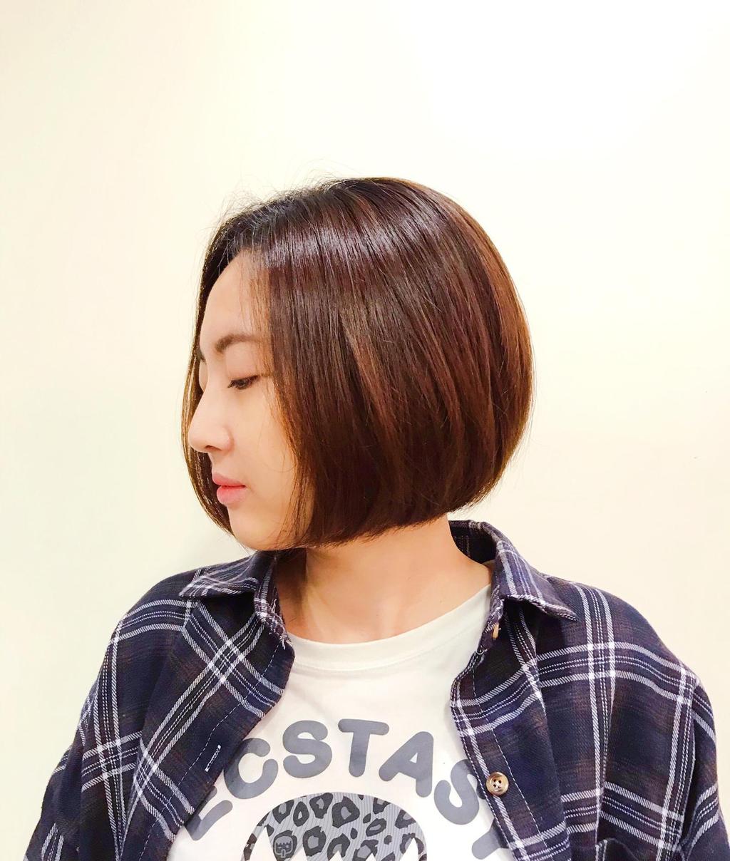 女生短髮、下巴短髮、棕色系、女生染髮