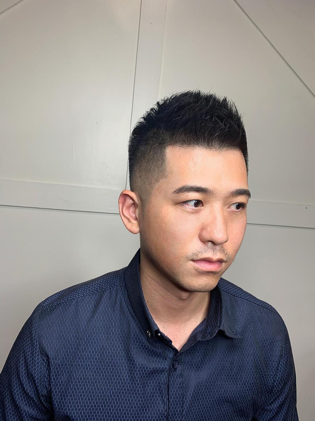 男生短髮飛機頭漸層推剪