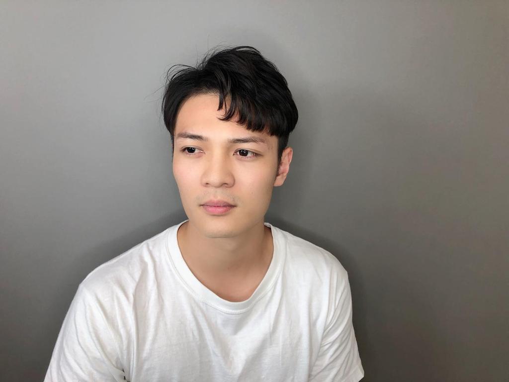 男士逗號瀏海、男生燙髮