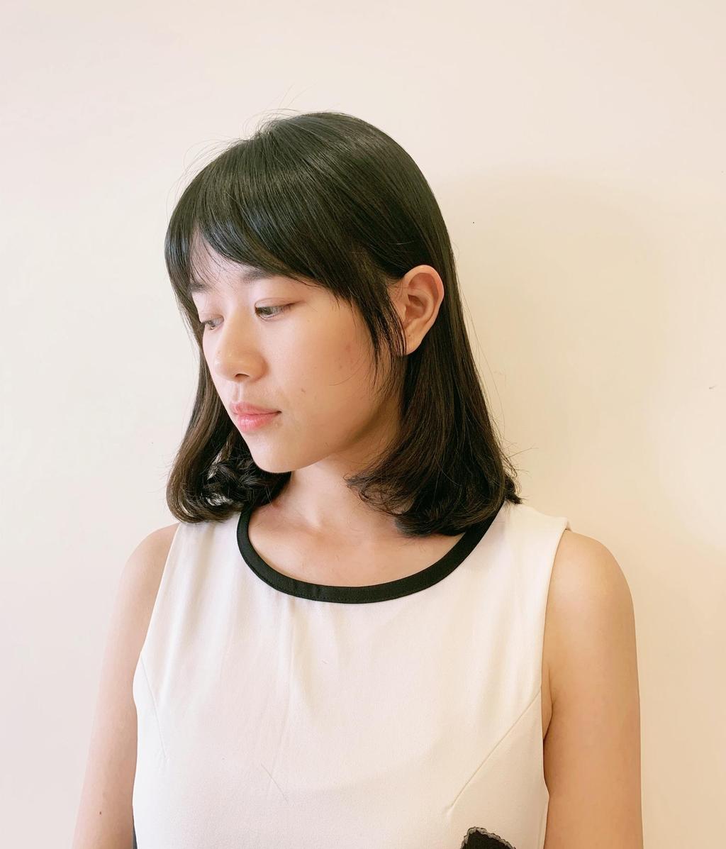 女生齊長髮型、鎖骨髮、撩耳齊短髮、女生中長髮、酪梨綠