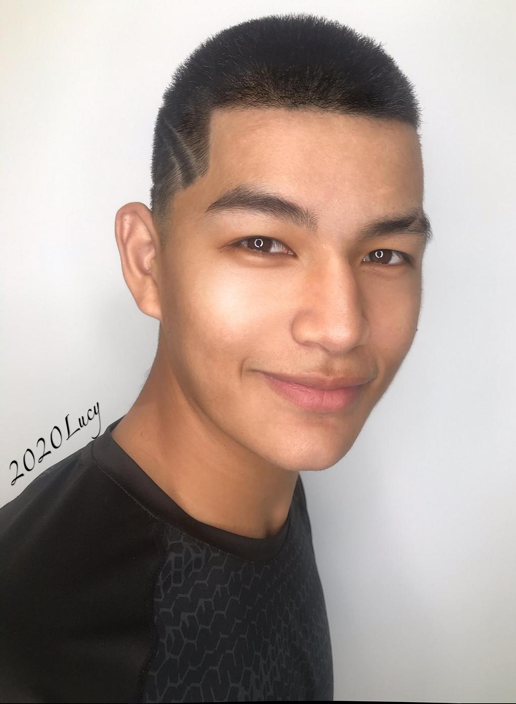 曾敬驊《寸頭髮型》