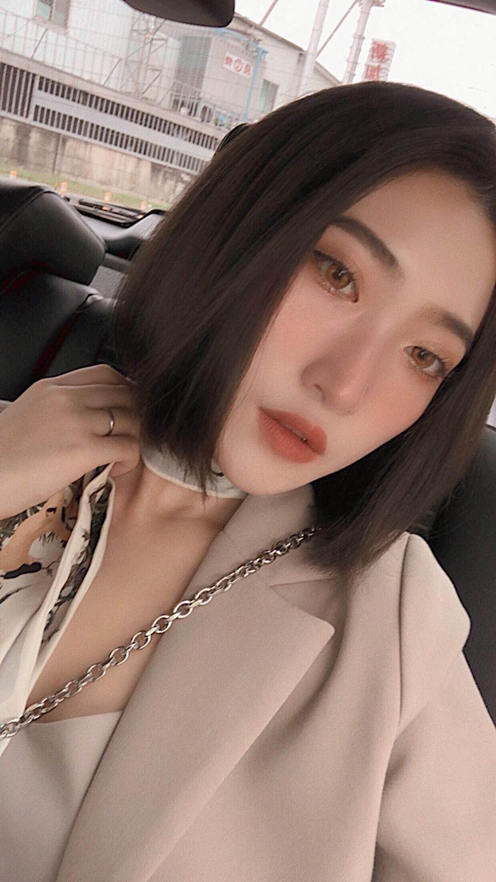 艾蜜莉在巴黎髮型