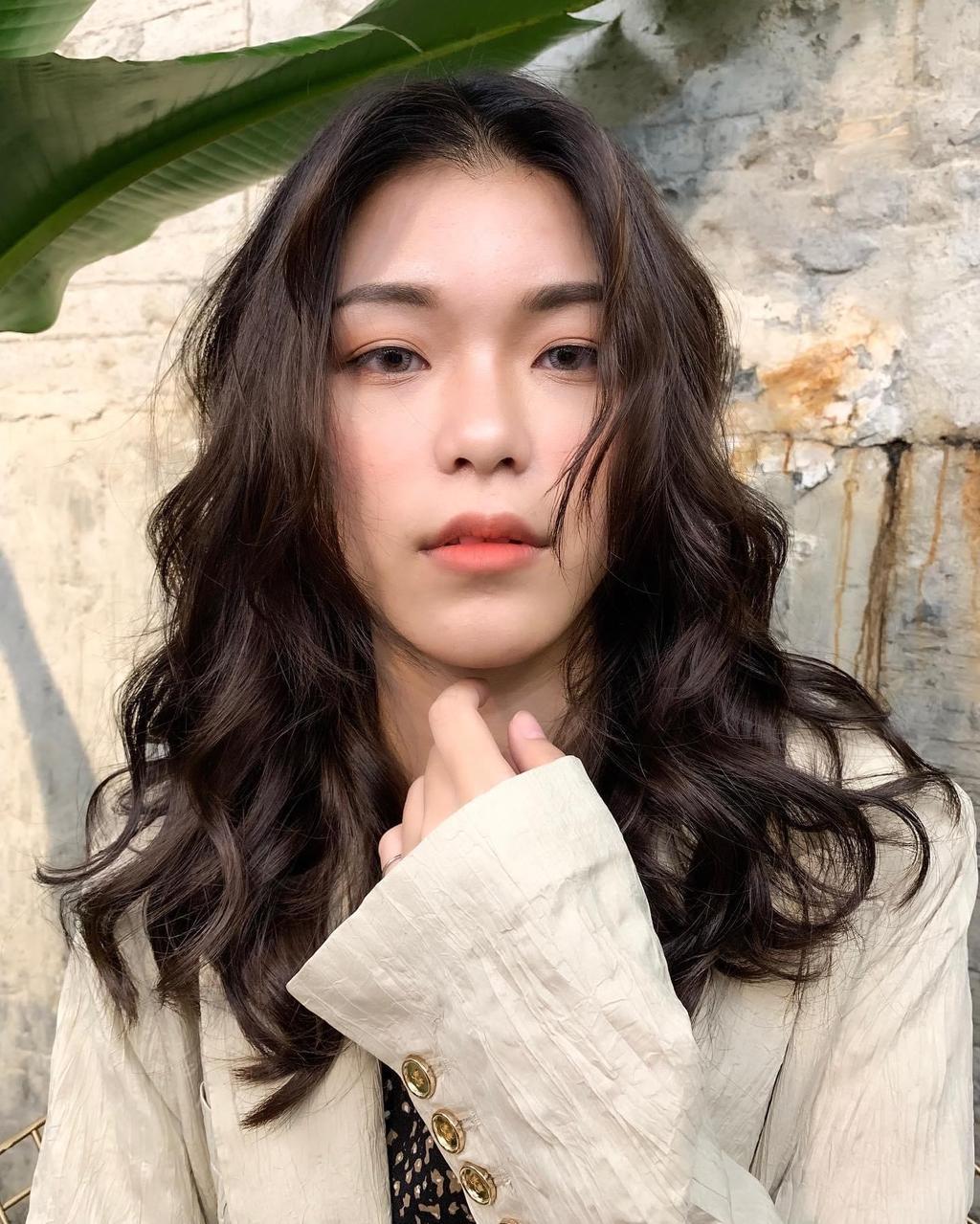 艾蜜莉在巴黎髮型